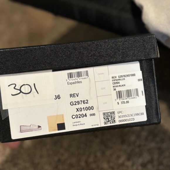 CHANEL ESPADRILLES - Picture 2 of 6